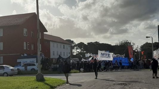 Organizaciones sociales piden la cesión de un edificio del complejo turístico de Chapadmalal