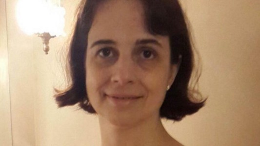 Buscan a una mujer que desapareció al salir de una clínica en Recoleta