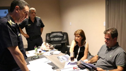 Triple crimen: ofrecen un millón de pesos de recompensa por los condenados