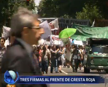 Tres firmas, al frente de Cresta Roja