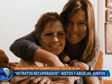 "Retratos recuperados": nietos y abuelas, juntos