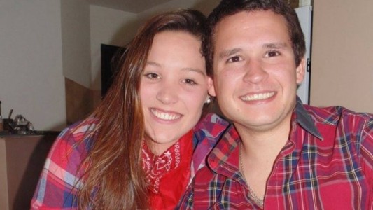 Le tiró un "caño" a un rugbier y le dieron una brutal paliza en la playa