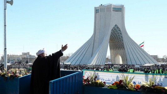 Irán celebra 41 años de la República Islámica
