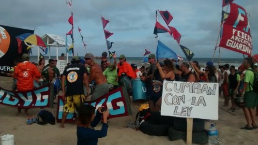 Guardavidas de Villa Gesell trabajan a reglamento en reclamo de mejoras