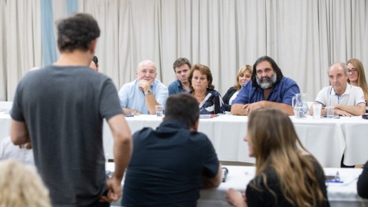 "Compromiso asumido": el 12 de marzo pagarán a docentes bonaerenses el remanente de la paritaria 2019