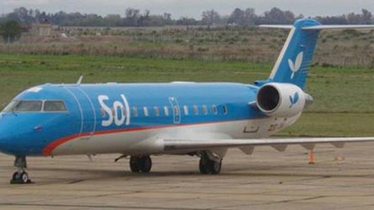 Hay al menos dos empresas interesadas en quedarse con la aerolínea Sol