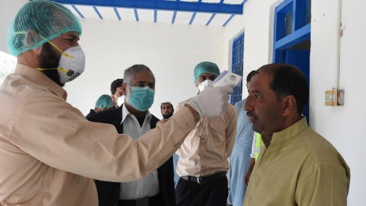 El viceministro de Salud iraní dio positivo con coronavirus