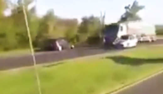 Conductor irresponsable maneja a contramano por la Ruta 12