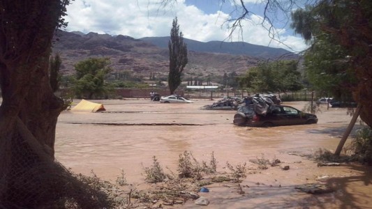 Tilcara: continúan evacuadas 300 personas por la creciente del Río Grande