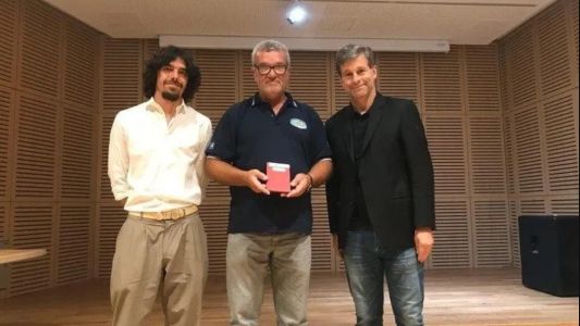 Ex combatiente de Malvinas se reencontró con el diario que escribió en la guerra