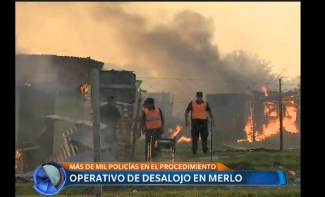 Tensión por un posible desalojo en Merlo