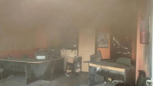 Quemó la agencia de seguros porque no le cubrían el choque contra un caballo