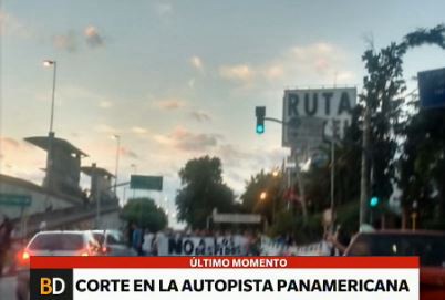 Trabajadores despedidos de Menoyo cortan Panamericana