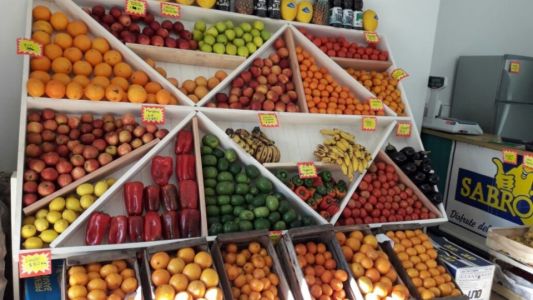Denuncian fuertes aumentos de precios en frutas y verduras