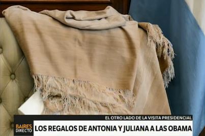 Los regalos de Juliana Awada para Michelle Obama y sus hijas