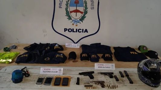 Montaron falso control policial por coronavirus para asaltar a los automovilistas