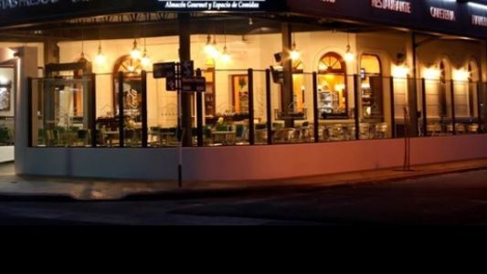 Restaurante abrió la cocina para dar de comer a sus empleados y afirman que es "imposible" pagar sueldos