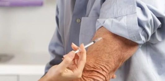 Afiliados del PAMI: cómo es el cronograma para aplicar la vacuna antigripal