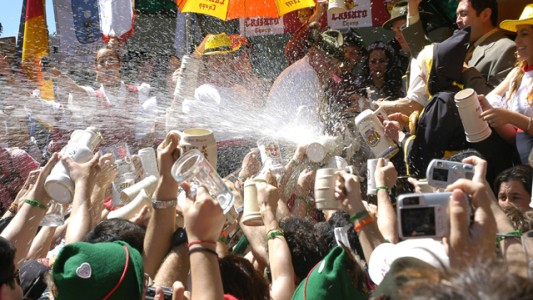 Por consulta popular, la Fiesta Nacional de la Cerveza se realizará en una ex fábrica de cuchillos de Villa General Belgrano