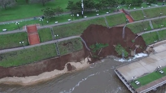 Video: así quedó la costanera en San Lorenzo tras el derrumbe