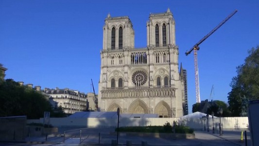 Campanadas resilentes a un año del incendio de Notre Dame