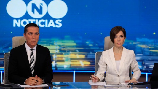 Cristina y Rodolfo recitaron un poema de Neruda en la radio