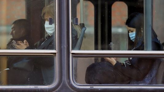 Coronavirus: será obligatorio el uso de barbijos caseros en el transporte público