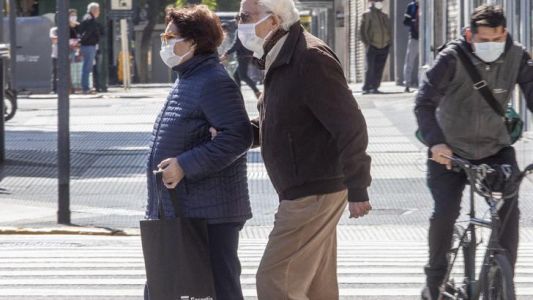 Declaran inconstitucional limitación de circular para mayores de 70 años