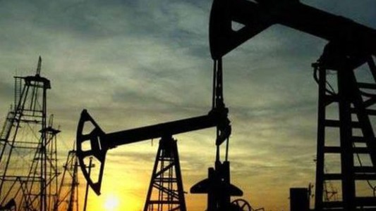 Histórica caída del precio del petróleo por la pandemia de coronavirus