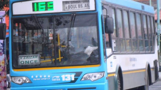 Paro en las líneas 165 y 112 porque golpearon a dos choferes