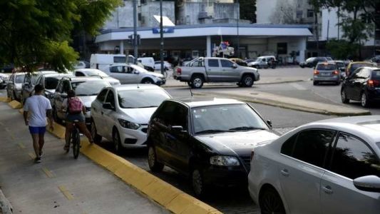 Cuarentena: Piden que no se cobre las patentes de vehículos porteños