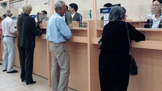 Los jubilados y pensionados bonaerenses cobran desde mañana sus haberes