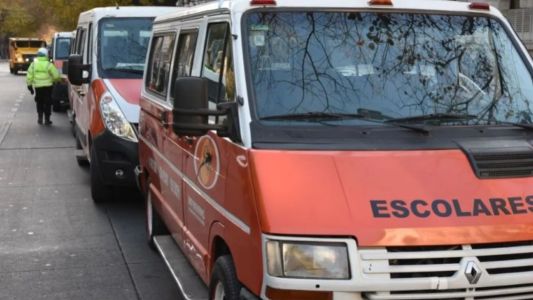 Buscan habilitar a taxis, remises y transportes escolares a trabajar como delivery y fletes