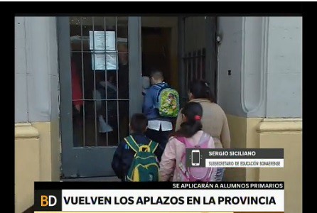 "Dejarlos pasar porque sí, es estafarlos", dijo el ministro de Educación bonaerense