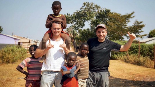 Proyecto solidario: financian viviendas vendiendo manufacturas