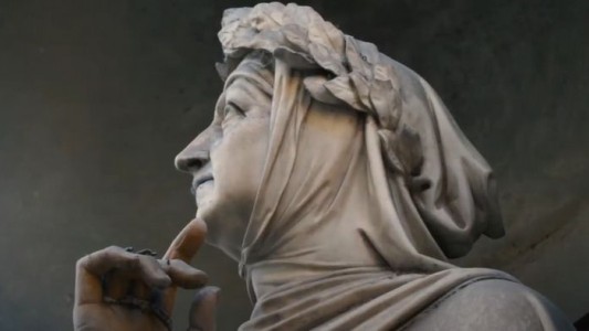 Un video hace "hablar" a las estatuas de Florencia: "Los extrañamos"