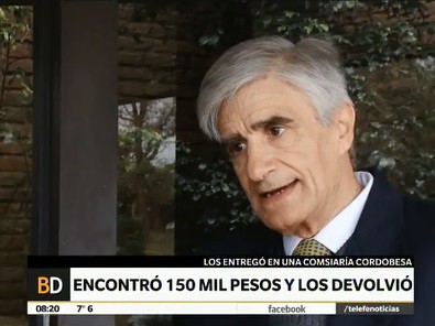 Encontró un paquete con 150.000 pesos y los entregó a un juez