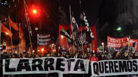 Cooperativistas acampan en Plaza de Mayo en reclamo de empleo y aumento salarial