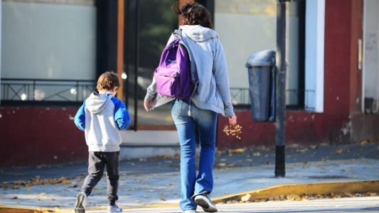 El momento esperado por los chicos en Ciudad: ¿quiénes podrán salir el sábado  y quiénes el domingo?