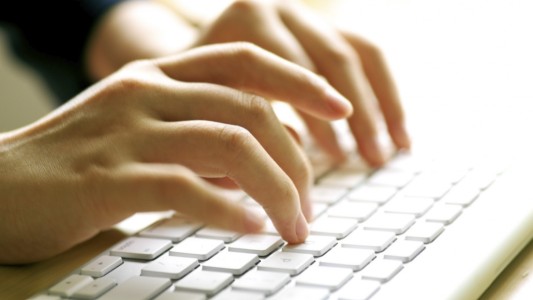 Virus, fascismo y gato, entre las palabras más buscadas en el diccionario RAE durante la pandemia