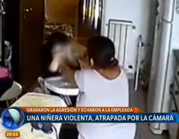 Una niñera violenta, atrapada por la cámara