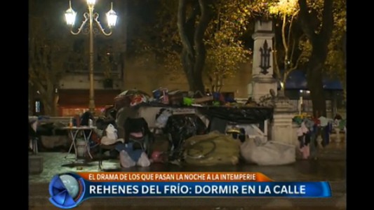 Rehenes del frío: dormir en la calle