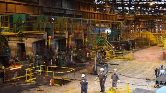 Autorizan la reapertura de 53 fábricas en La Matanza