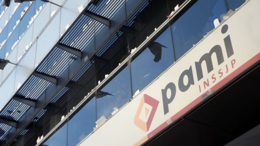 Las farmacias suspendieron la atención al PAMI por tiempo indefinido