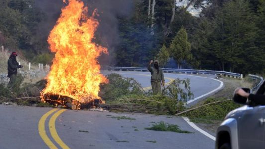 Río Negro y Nación acordaron conformar una mesa de dialogo por el conflicto mapuche en Villa Mascardi