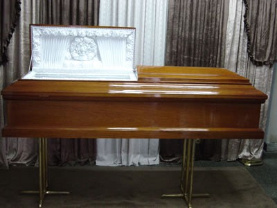 Respiró cuando la preparaban para su velatorio y volvieron a internarla