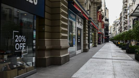 Flexibilización de la cuarentena en la Ciudad: "Podrían reabrir unos 20 mil locales de indumentaria y calzado"