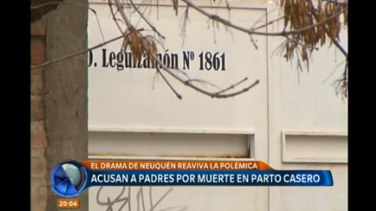 Acusan a padres por muerte en parto casero