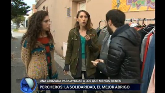 Percheros: la solidaridad, el mejor abrigo