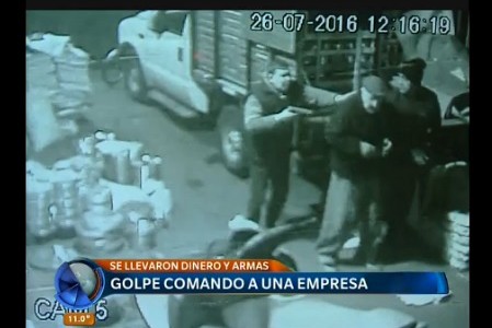 Golpe comando en una empresa
